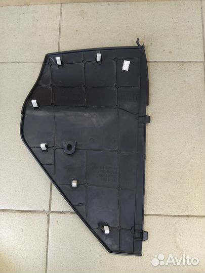 Накладка торпедо левая Тойота Королла Е180