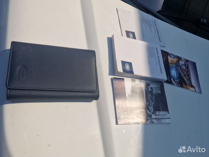 Книга по ремонту range rover evoque в кейсе