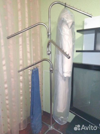 Вешалка напольная