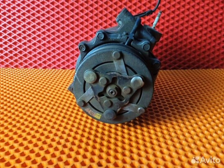 Компрессор кондиционера honda CRV