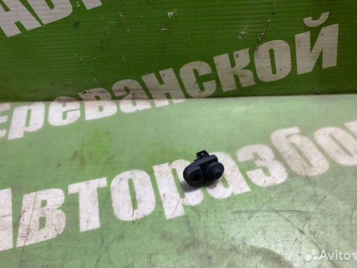 Концевик двери Nissan Skyline PV36 VQ35HR 2008