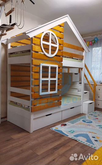 Двухъярусная кровать