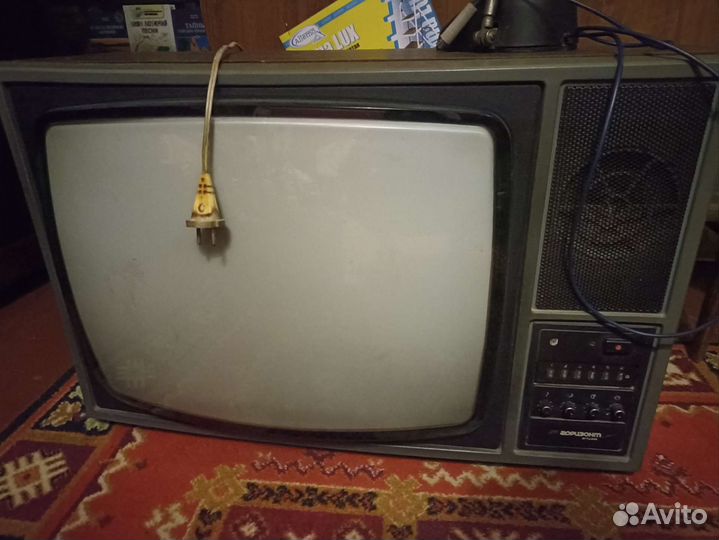 Телевизор горизонт СССР