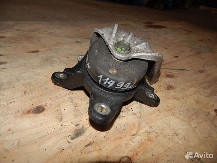 Подушка двигателя