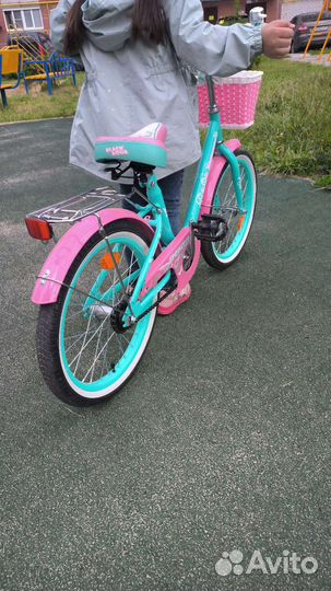 Детский велосипед. Для девочек