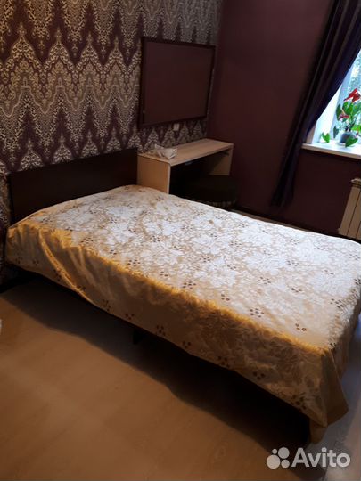 Кровать двухспальная