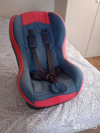 Детское кресло в машину