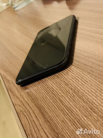 iPhone 8, 256 ГБ