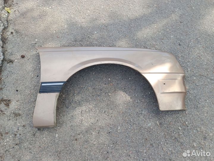 Крыло переднее правое opel ascona c