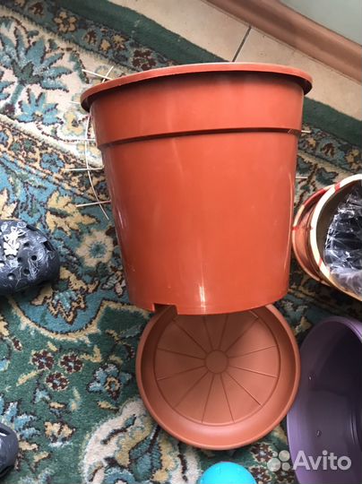 Горшки и кашпо для цветов