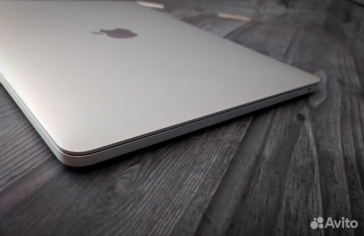 Apple MacBook Pro 13 2017 a1708 i5 2.3/8/256