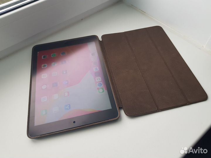 Планшет Apple iPad Air 2