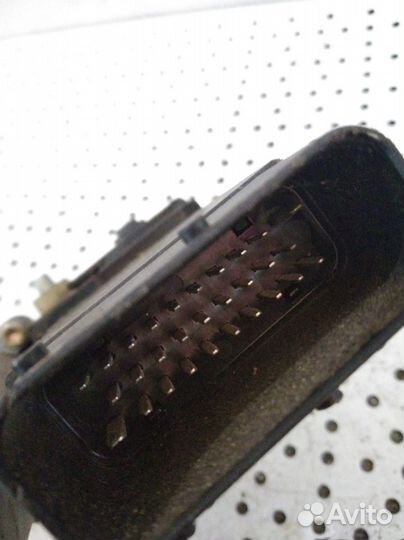 Мотор стеклоподъемника Volkswagen Passat B5