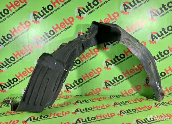 Подкрылок toyota noah AZR60G передний правый