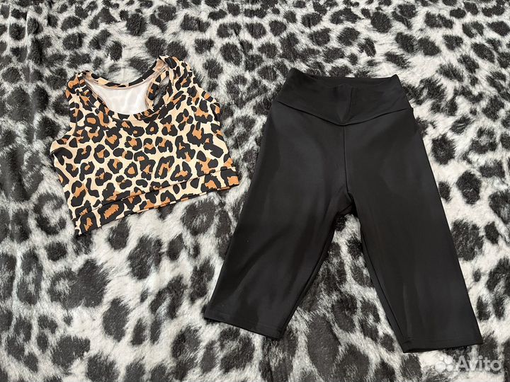 Костюм для йоги и фитнеса