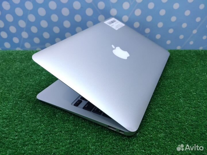 MacBook Air 11