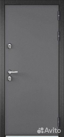 Дверь в дом