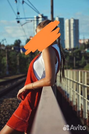 Джинсовое Платье комбинезон красное