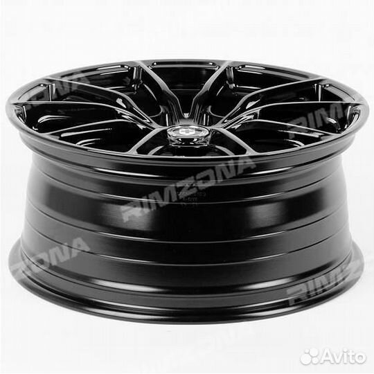 Литой диск HRE R18 5x114.3