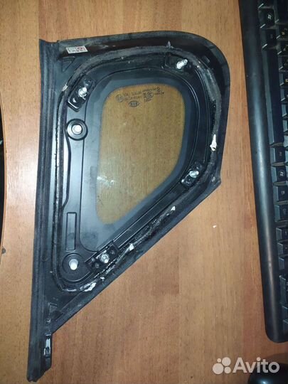 Форточка задняя левая Kia Optima 4