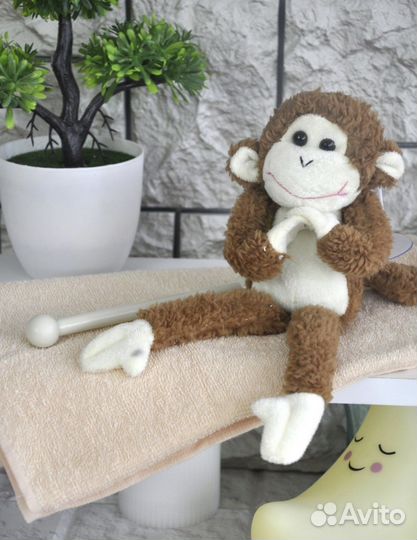 Полотенце с игрушкой