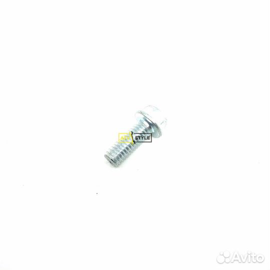 Болт Yamaha 95022-06016-00