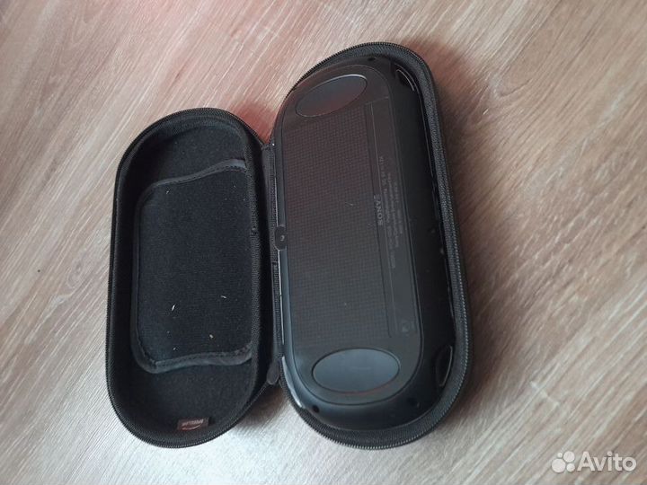 Игровая приставка Sony PlayStation Vita WiFi