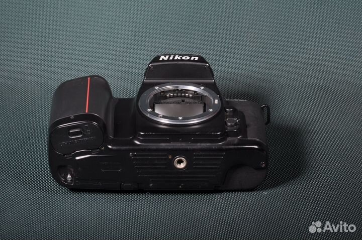 Nikon F-601