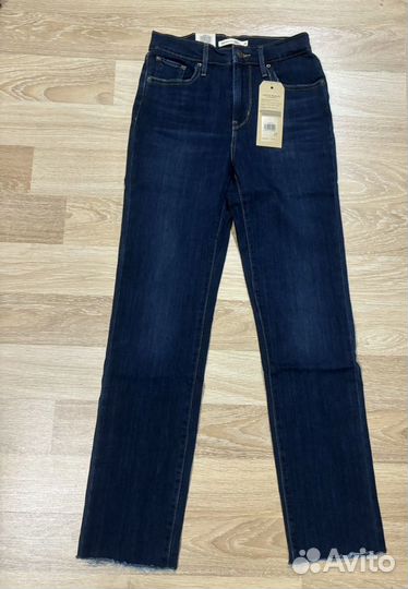 Женские джинсы Levis 724 W26/L32