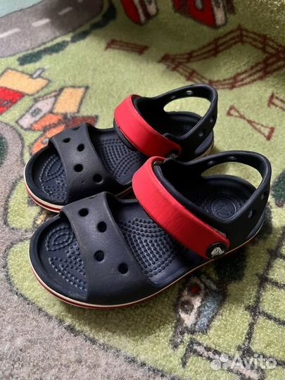 Сандали crocs c7