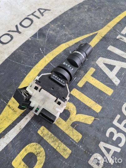 Подрулевой переключатель дворников Nissan