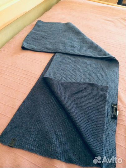 Брендовые шарфы-палантины, снуды