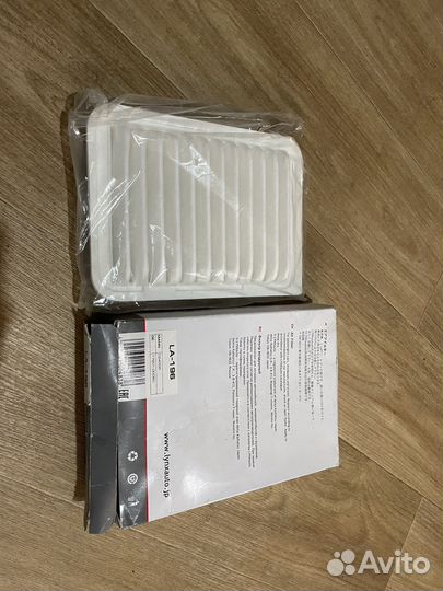 Воздушный фильтр LA-196