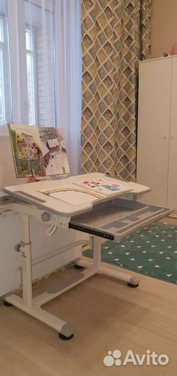 Детская растущая парта