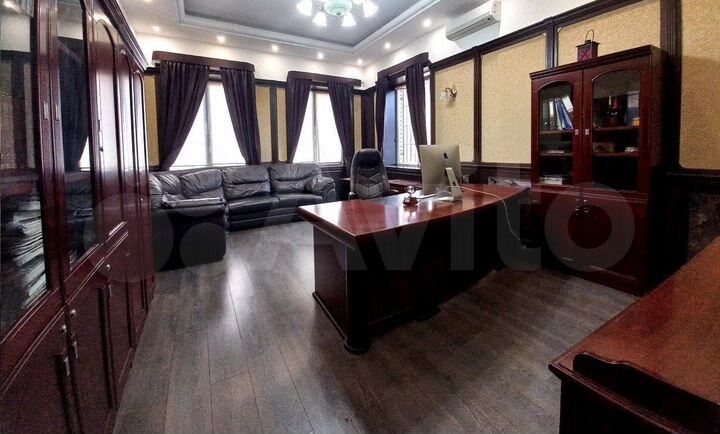 Офис, 485 м²