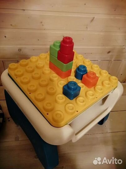 Развивающий столик chicco