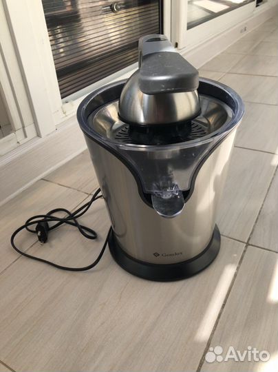 Соковыжималка электрическая