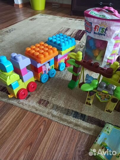 Конструктор Мега блокс