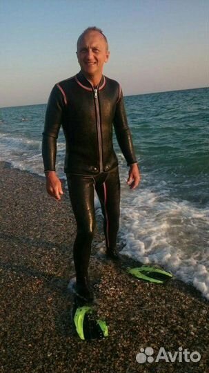 Гидрокостюм