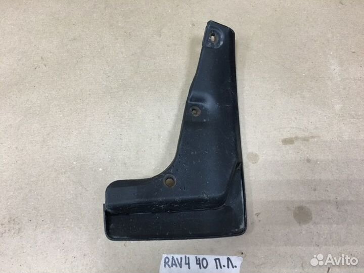 Брызговик передний левый Toyota Rav4 40 2015-2019