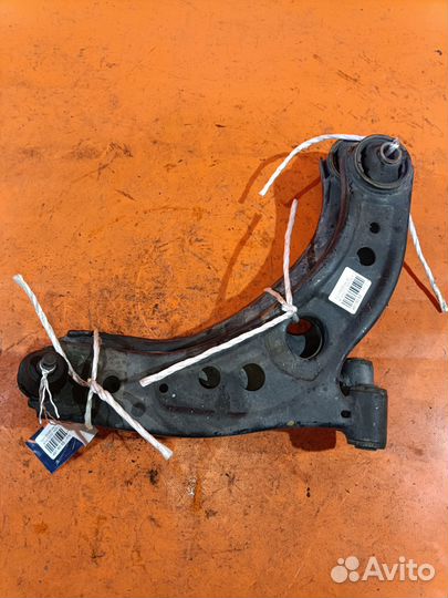 Рычаг Toyota Passo KGC10 (Переднее)