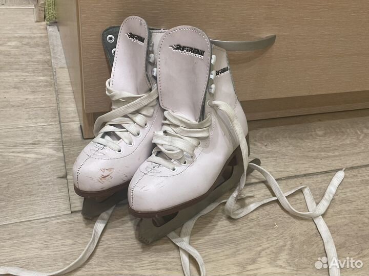 Коньки фигурные 31 размер