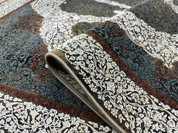 Ковер новый 1.56х2.3 Иран