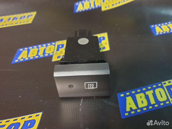 Кнопка обогрева заднего стекла Hyundai Accent