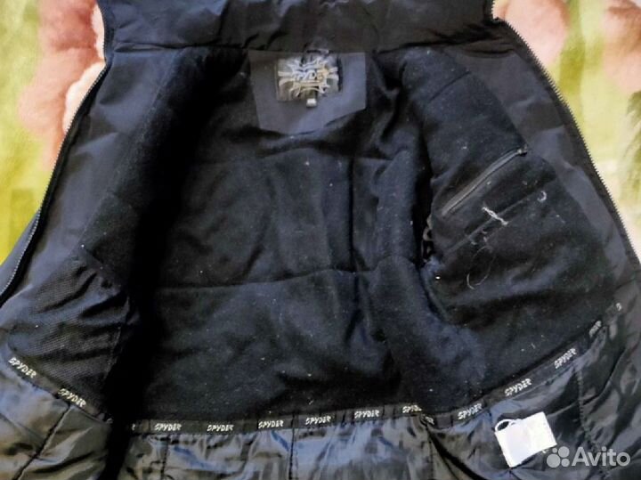 Димесезонная куртка на мальчика