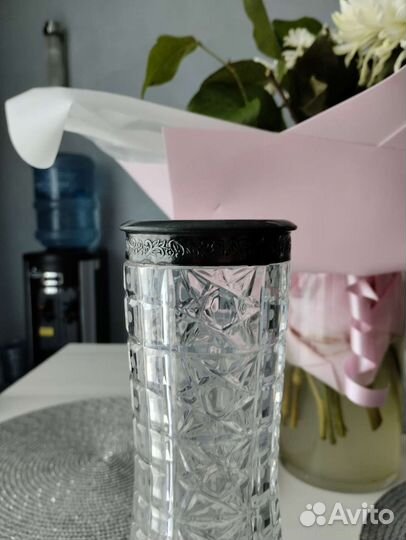 Хрустальная ваза