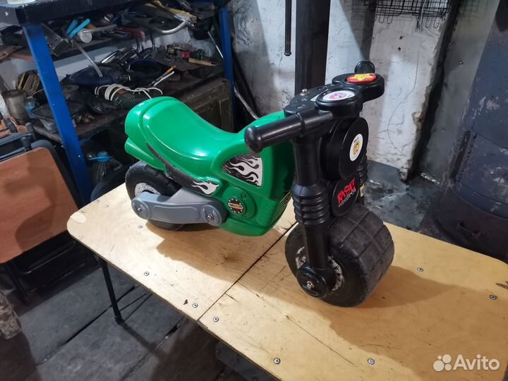 Детский мотоцикл каталка