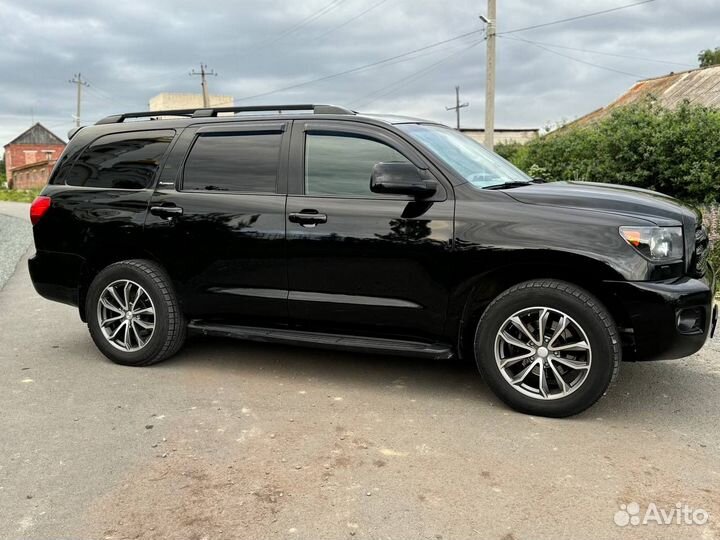 Toyota Sequoia 5.7 AT, 2010, 221 000 км
