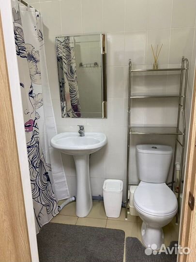 Сдам в суб.аренду кабинет