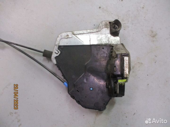 Замок передний левый тойота лексус